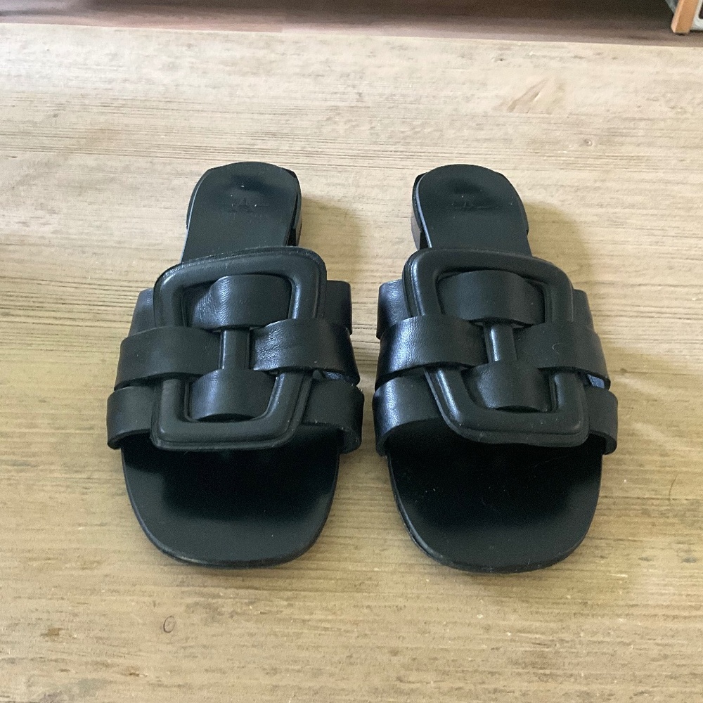 Black AQUATALIA Sabella Slide Sandals 6.5